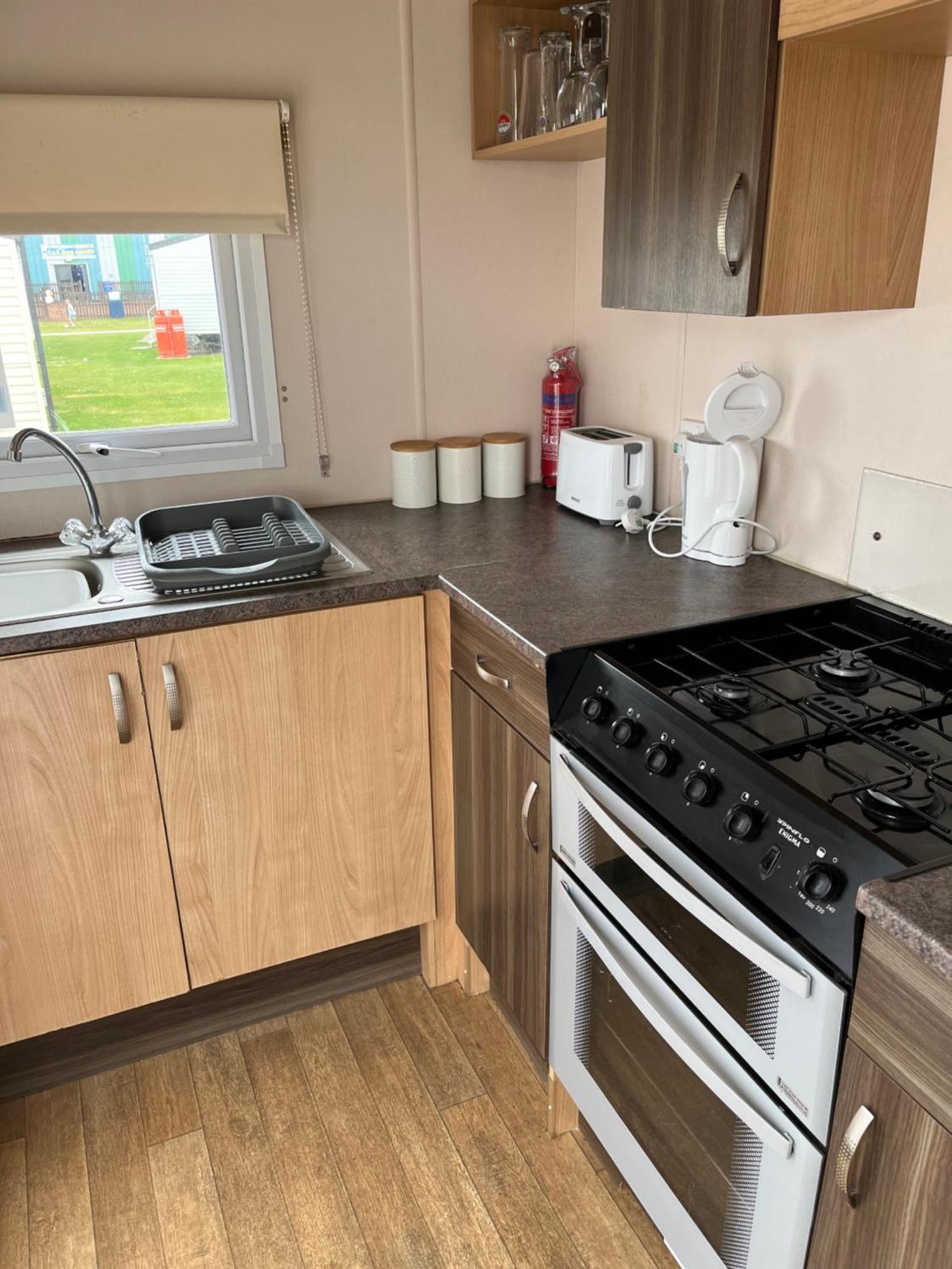Hotel 8 Berth Caravan Clacton-on-Sea Exterior foto
